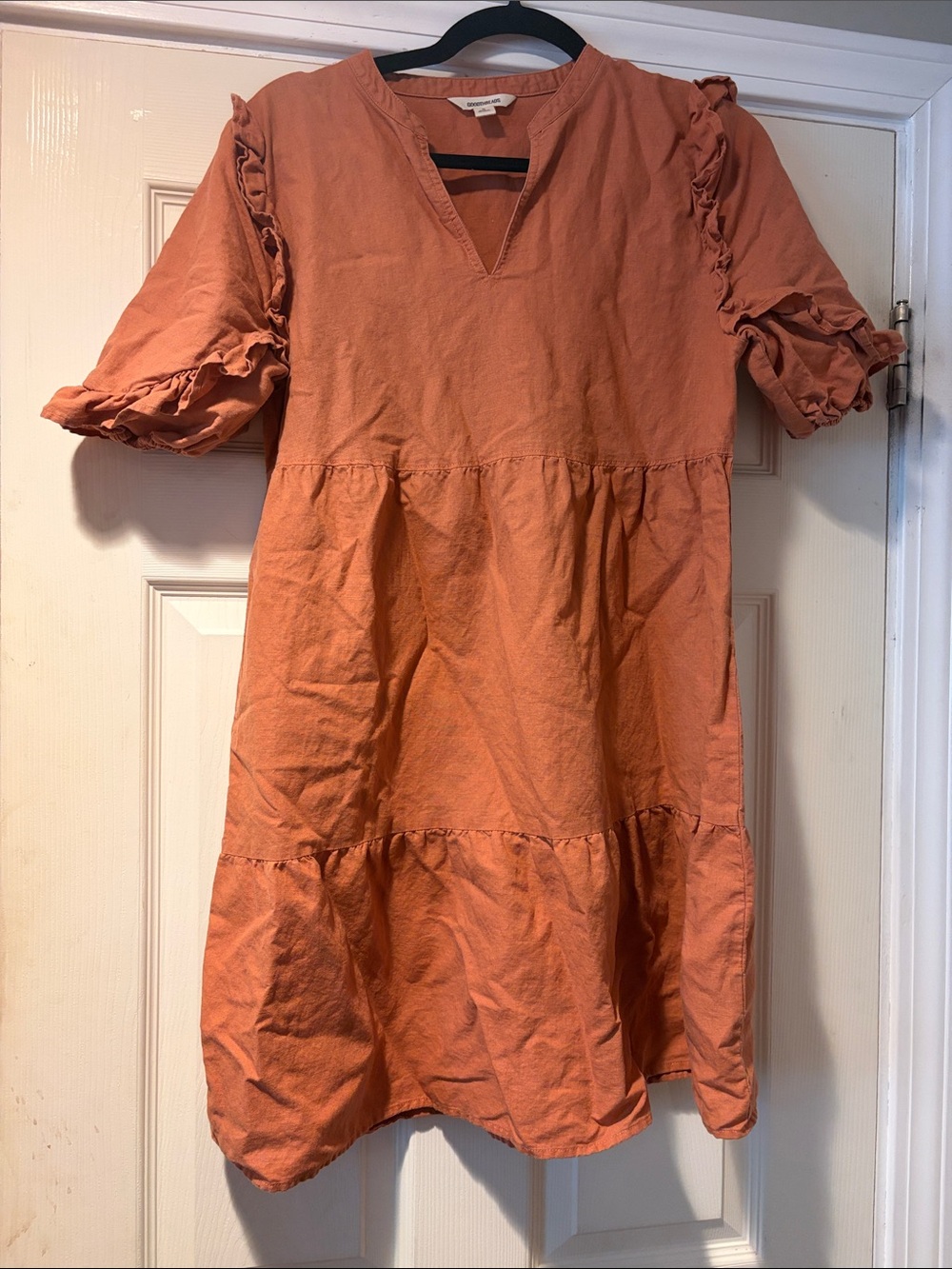 Linen/Cotton Blend Tiered Ruffle Dress in Rust M